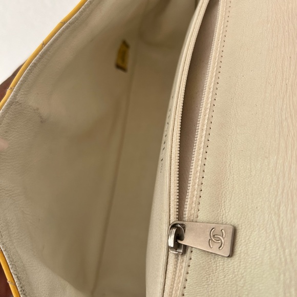 🔥🔥Price Slash 🔥🔥Chanel Classic Single Flap Bag Medium - Picture 14 of 16